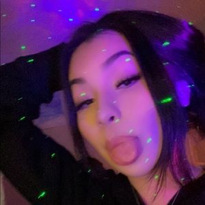 Meet your Posher, Araea